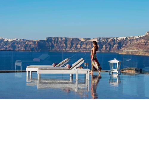 Acroterra Rosa Hotel & Spa