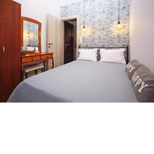 Acrothea Apartments