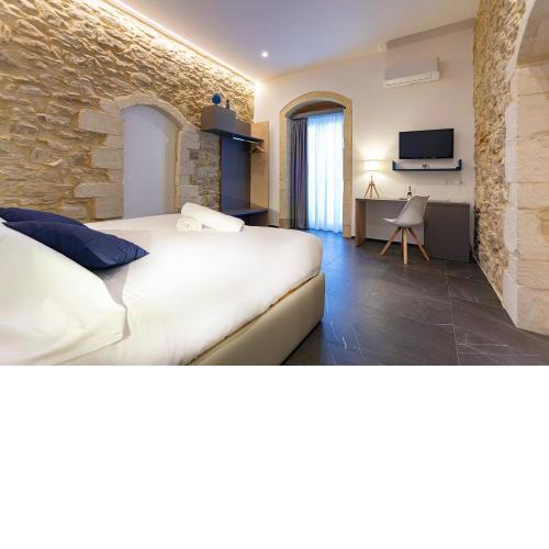Ad Maiora - Design Rooms
