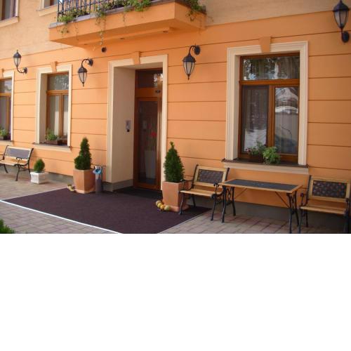 AdamEva Resort