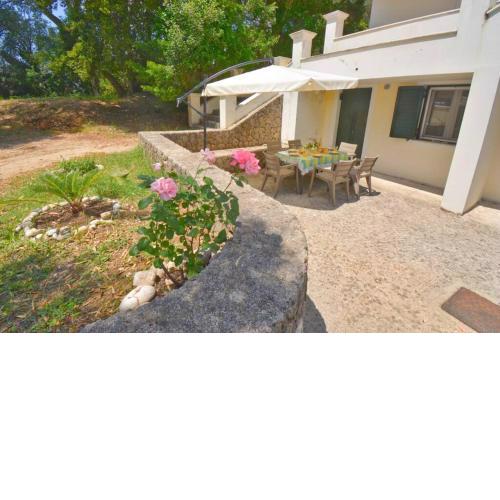Adiomar cottage