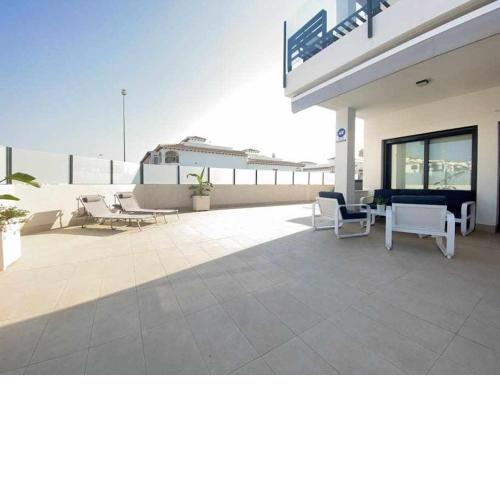 Adosado con Jacuzzi Playa Flamenca
