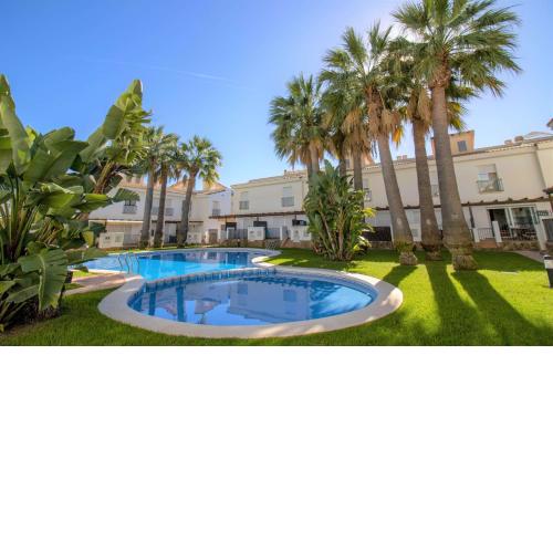 ADOSADO con jardin y piscina PALM BEACH 102 ALBERT VILLAS