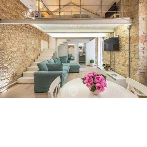 Adriana's New Loft in City Center
