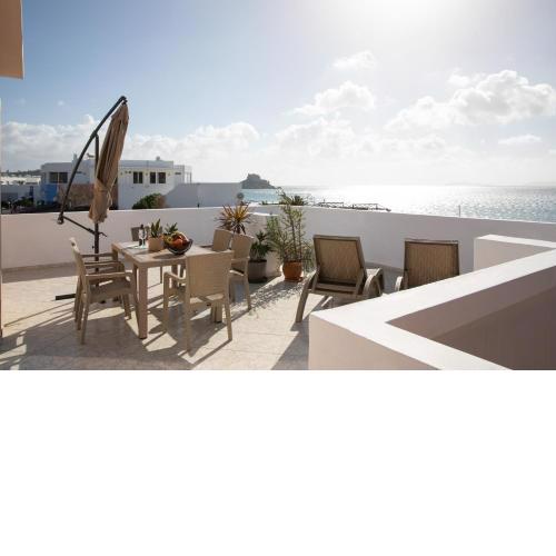 Aegean Eyes 3bd House Βy the Sea