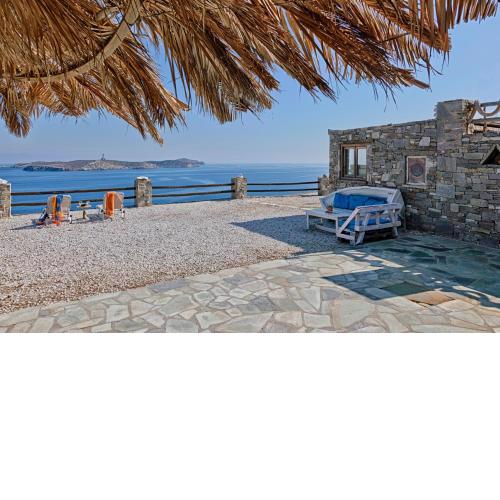 Aegean View - Seaside Apartment in Syros