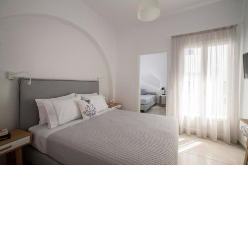 Aelia Apartments