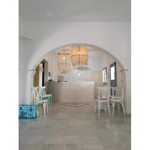 Aeolos Apartments