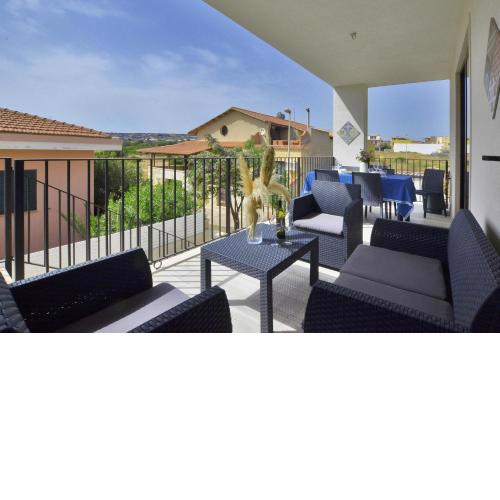 Aeolus - Happy Rentals