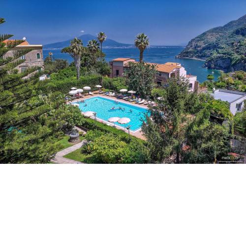 Aequa Hotel
