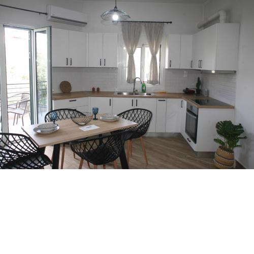 Aeraki House