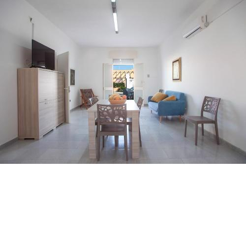 Affitto villetta 3 camere letto Punta Grossa m244
