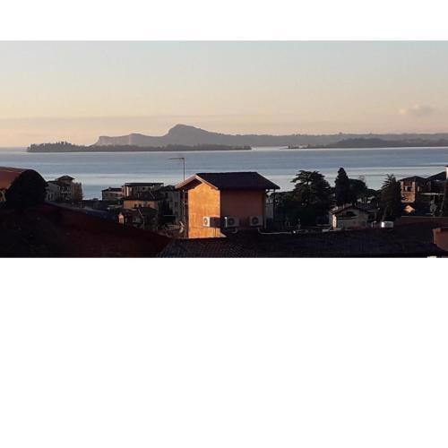 Agata Maisonette With Lake view - Happy Rentals