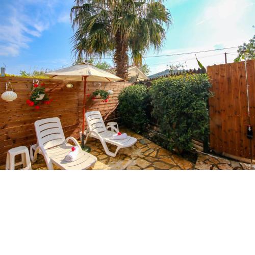 Aggeliki's Hideaway Studio