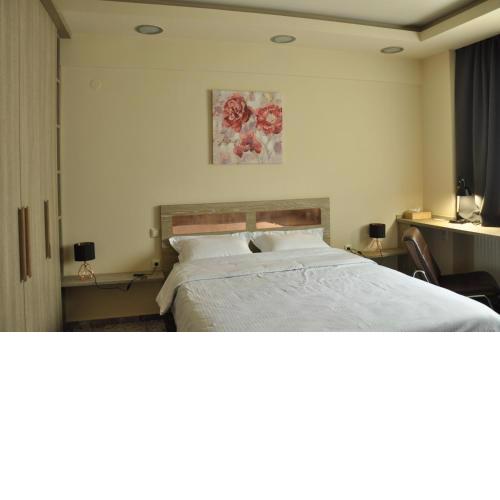 Agias Sofias Street Luxurious Studio