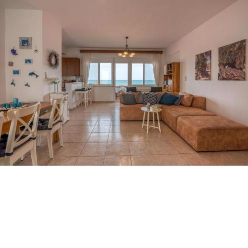 Agiazi Beachfront Apartment