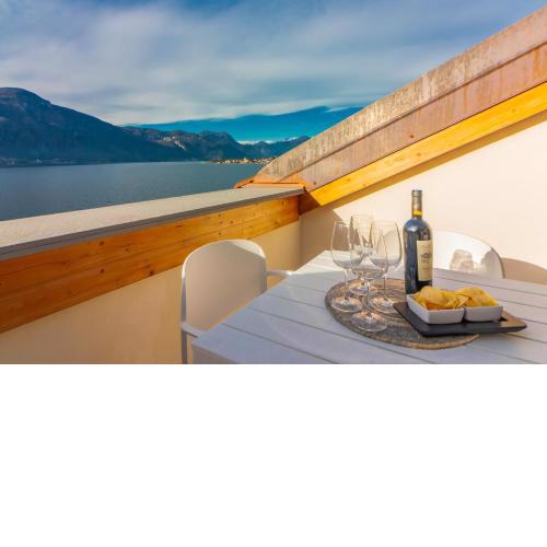Aglaia Luxury Lake View by Wonderful Italy