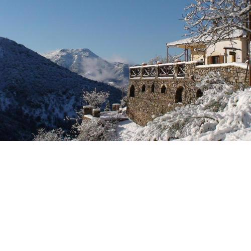 Agnantio studios & suites