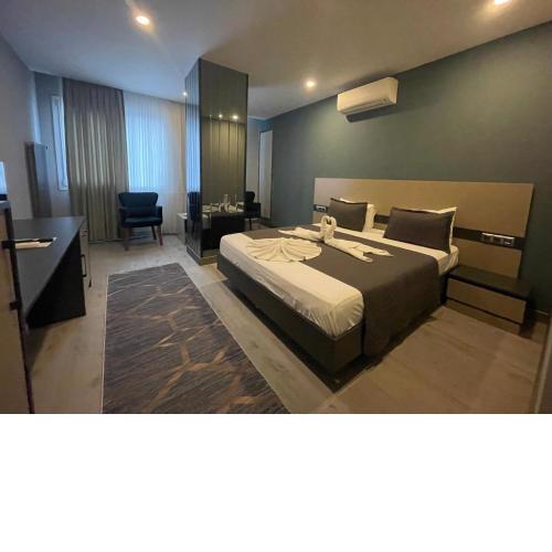 AGORA ROYAL HOTEL