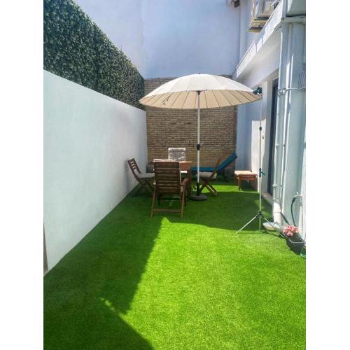 Agradable adosado con zona de aparcamiento