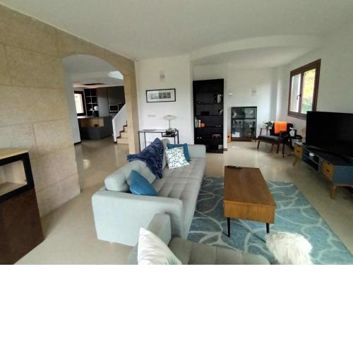 Agradable casa con chimenea en Mondariz-Balneario