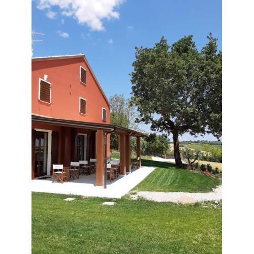 Agriturismo Colle Rosso