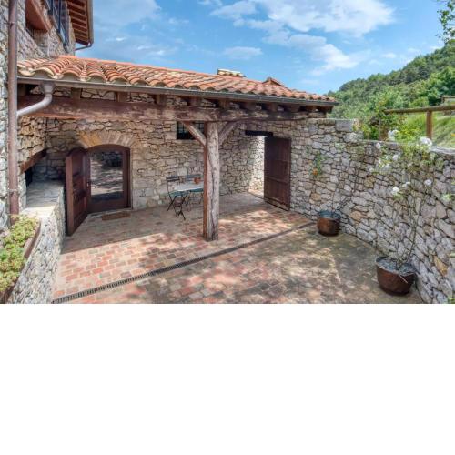 Agroturismo Garrotxa pareja-familia
