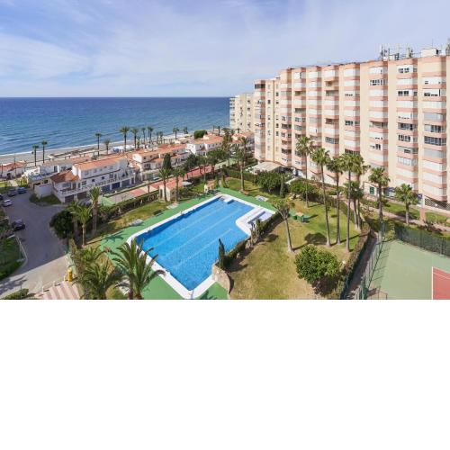 Aguamarina 83