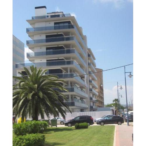 Aguamarina Peñiscola apartamento primera línea de playa, parking y piscina de temporada