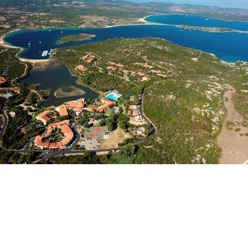 AHR Costa Serena Village