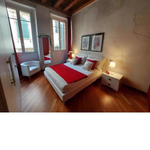 Aida Apartment - [Piazza delle Erbe]