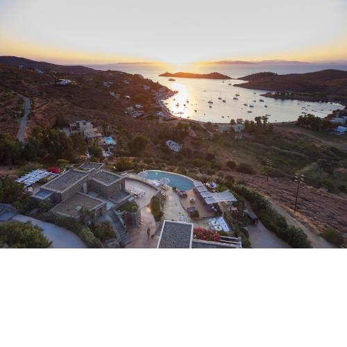 Aigis Suites Kea