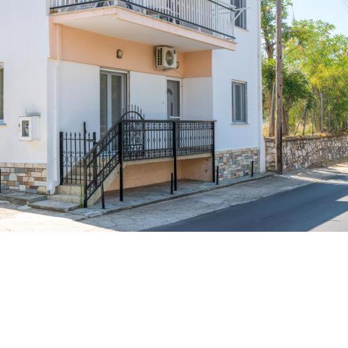 Aigli House