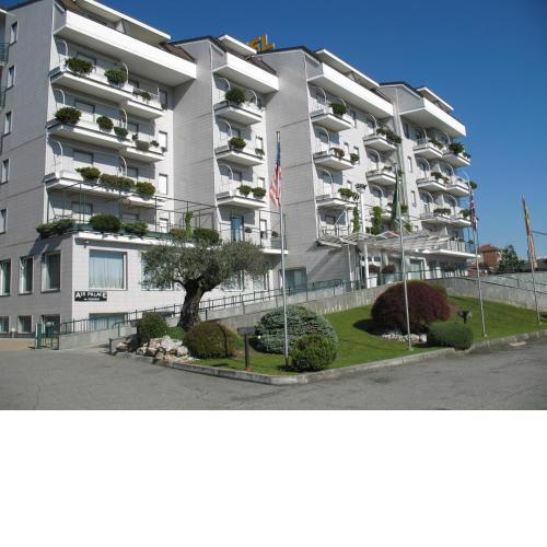 Air Palace Hotel