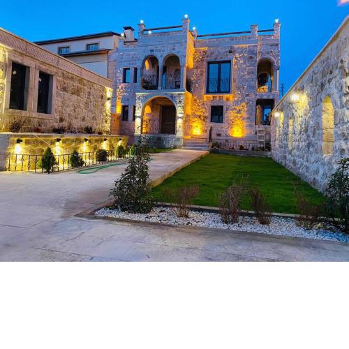 Akritis suit Cappadocia