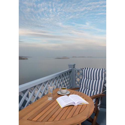 Akro Luxury Living