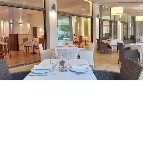 Akrogiali Exclusive Hotel (Adults Only)