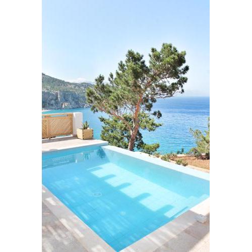 Akropolis Village Complex of Luxury Residence