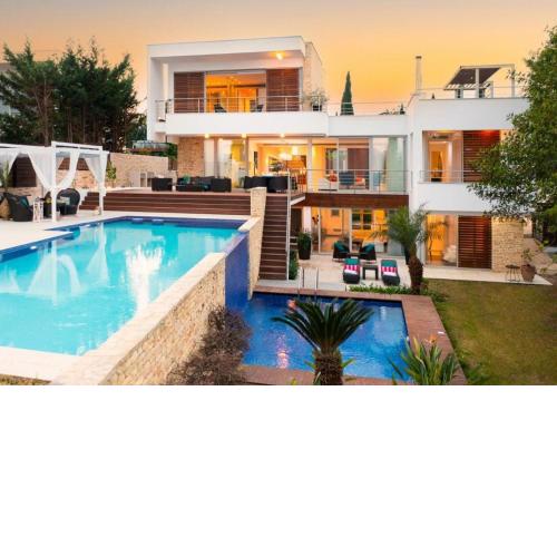 Akrotiriou Villa Deluxe
