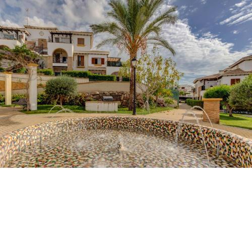 Al Andalus Thalassa duplex met groot dakterras, 3 slaapkamers en WIFI