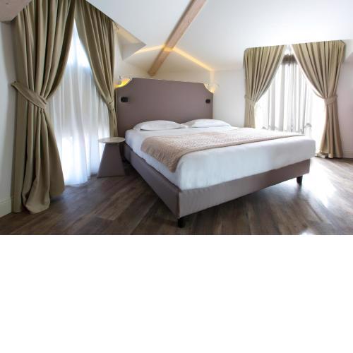 Al Campanile Aparthotel & Suite