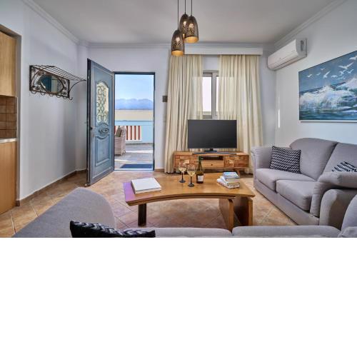 Al Centro Pigadia-Althea Homes