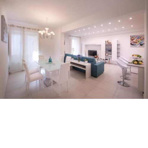 Al Corso Apartments by AMALFIVACATION