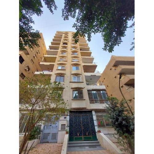 Al Moayad Apartment Near to Genina Mall, Abbas Al Akkad
