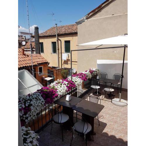 Al Portico Guest House