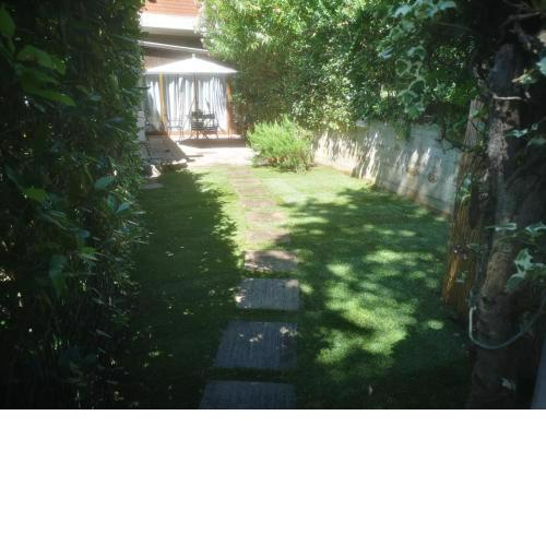 Ala Garden Apartment
