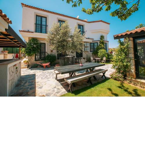Alaçatı Albatross Hotel
