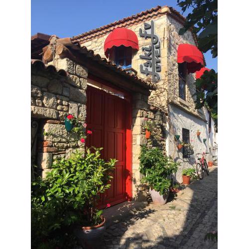 Alacati Eski Ev Hotel