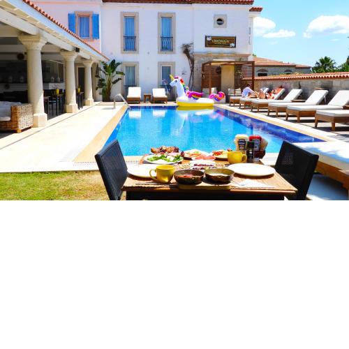 Alaçatı Limonaia Hotel