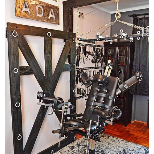 Alba Domina Apartment - BDSM Fetish Domina Studio